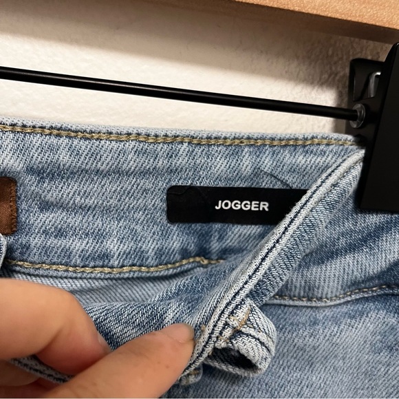 Judy Blue Light Blue High Rise Jeans - Picture 7 of 13